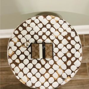 Small Coach wallet/ card holder